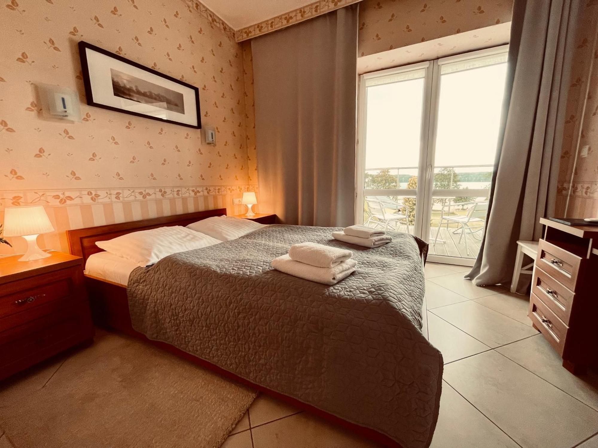 Hotel Bellevue Charzykowy Phòng bức ảnh